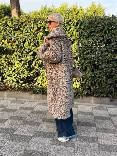 BEJ LEOPAR UZUN KÜRK KABAN