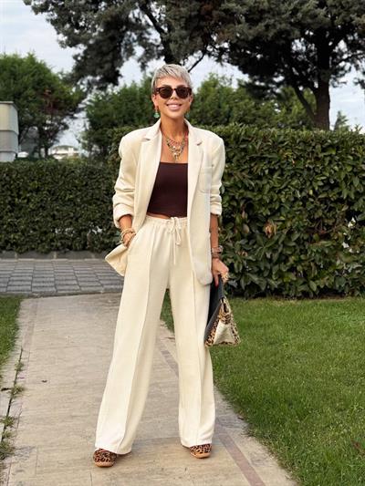 BEJ YUMOŞ TRİKO PANTOLON