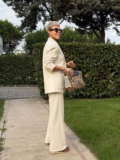 BEJ YUMOŞ TRİKO PANTOLON