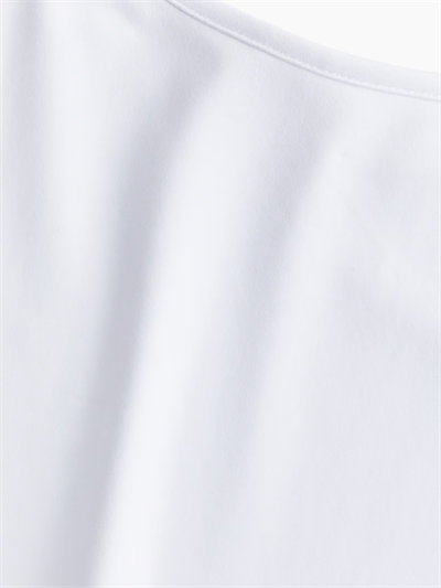 BEYAZ İNCE ASKILI MİKROFİBER ÜST