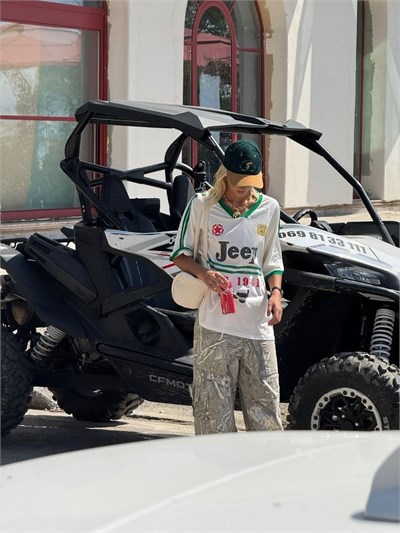Beyaz Jeep Yazılı Oversıze Tshırt