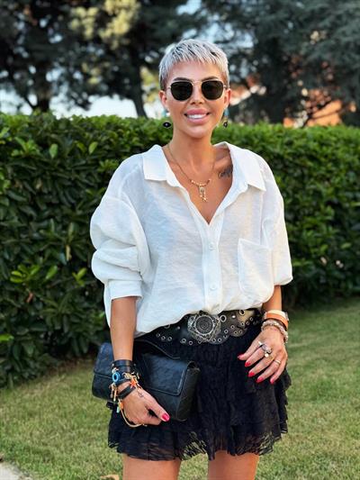 BEYAZ OMZU DÜŞÜK OVERSIZE GÖMLEK
