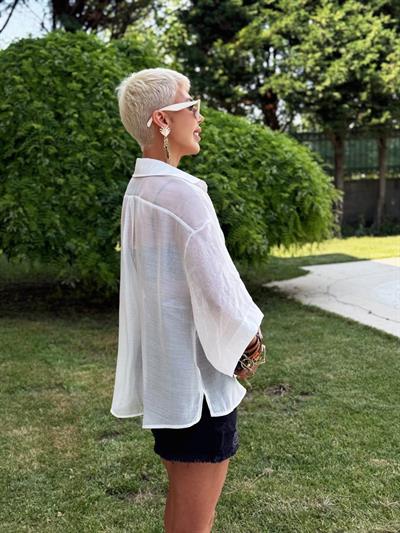 WHITE OVERSIZE SILKY SHIRT
