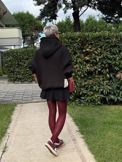 BORDO DESENLİ DELİKLİ TRİKO KİLOTLU ÇORAP