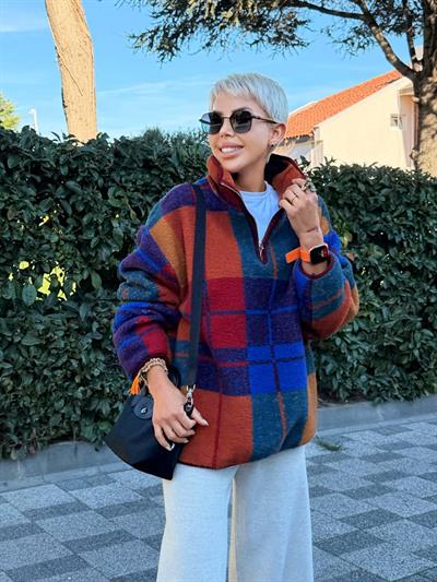 BORDO EKOSE DESENLİ DİK YAKA FERMUARLI POLAR SWEAT