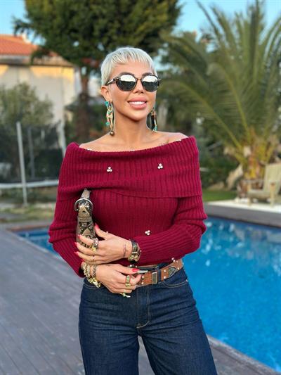 BORDO MADONNA YAKA TAŞLI TRİKO KAZAK