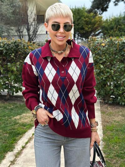 BURGUNDY POLO-COLLAR BUTTONED DIAMOND-PRINT SWEATER