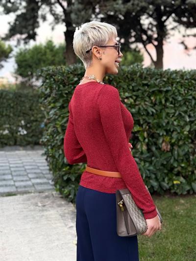 BORDO SİMLİ FİTİLLİ MERSERİZE BLUZ