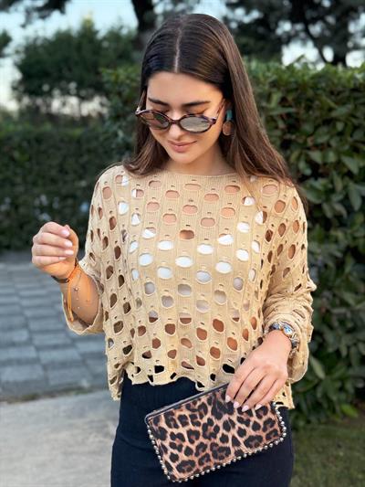 CAMEL DELİKLİ MERSERİZE BLUZ
