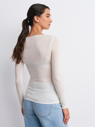 EKRU KAYIK YAKA MODAL KAŞMİR HAFİF BLUZ