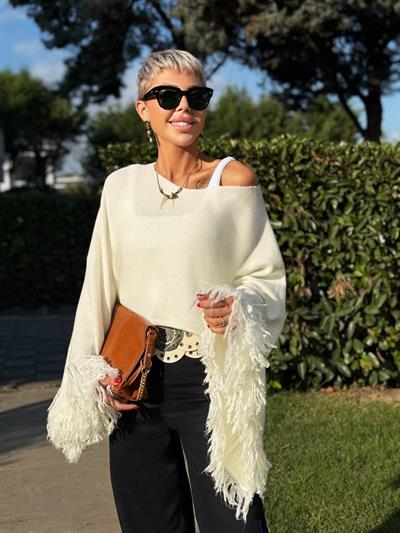 EKRU PÜSKÜLLÜ PANÇO TRİKO