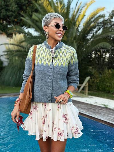 GRİ GEOMETRİK DESEN YÜN HIRKA