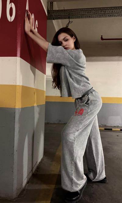 GRİ LA BASKILI NATURAL KESİM TAKIM