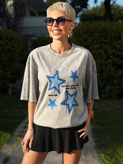 GRİ MAVİ YILDIZ BASKILI TSHIRT 