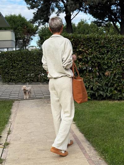 GRİ POLO YAKA DÜĞME DETAY EŞOFMAN TAKIM