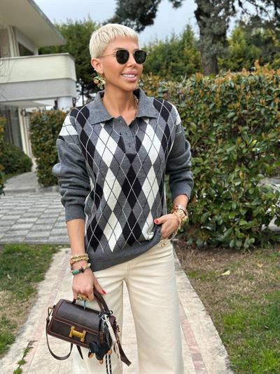 GRAY POLO-COLLAR BUTTONED DIAMOND-PRINT SWEATER