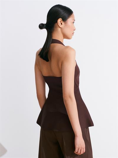 BROWN HALTER-NECK PEPLUM KNIT BLOUSE