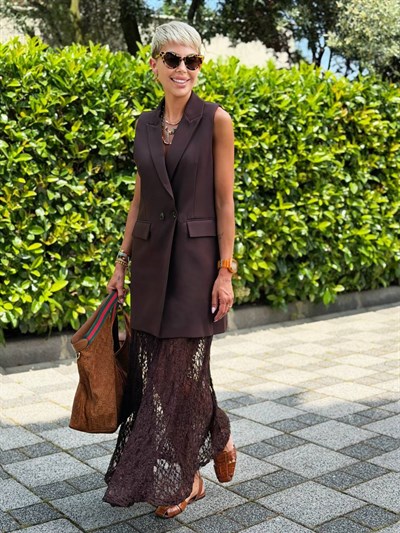 KAHVE DANTEL ETEKLİ BLAZER YELEK ELBİSE