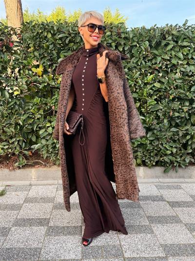 KAHVE DÜĞME DETAYLI ELBİSE