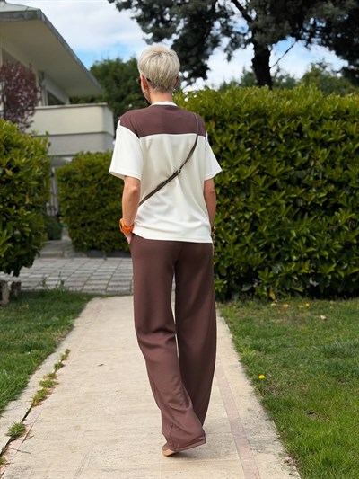 KAHVE FULAR DETAYLI TSHIRT PANTOLON TAKIM