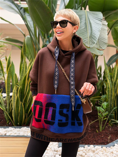 KAHVE KEÇE BASKI TASARIM HOODIE 