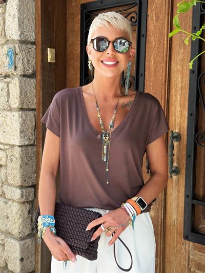 KAHVE S.STUDIO PREMIUM DERİN V YAKA TSHIRT