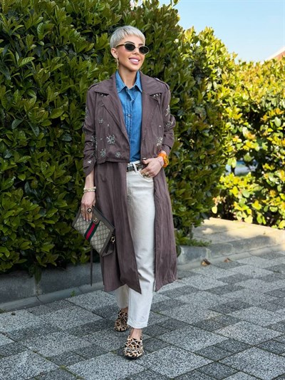 KAHVE TAŞ İŞLEMELİ ÇIKARILABİLİR CEKETLİ TRENÇKOT