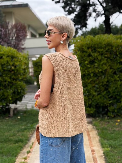 KAYISI KNITLE KOLSUZ RAHAT TRİKO TOP