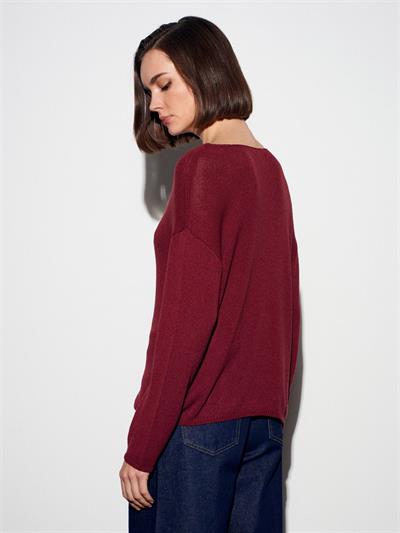 KOYU BORDO OVAL YAKA YUMUŞAK DOKULU TRİKO