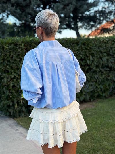 MAVİ ÇİZGİLİ BODY DETAYLI GÖMLEK