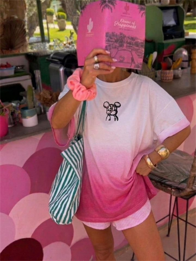 PEMBE SIRTI MICKEY BASKILI TSHIRT