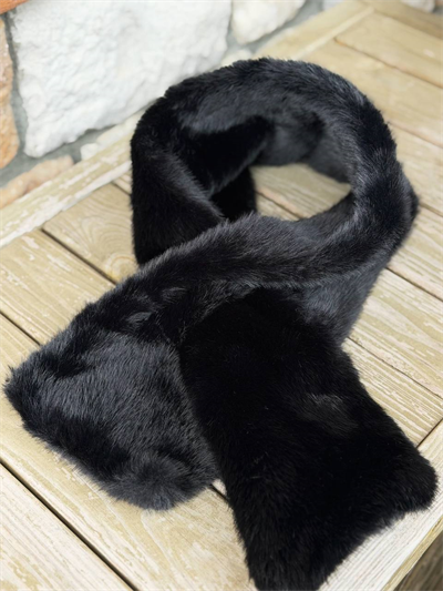 SİYAH GEÇMELİ KÜRK BOYUNLUK ATKI