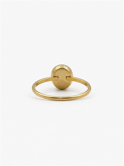 Siyah Oval Taşlı Gold Yüzük
