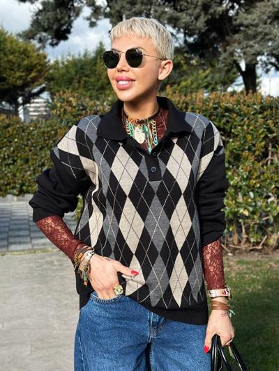 BLACK POLO-COLLAR BUTTONED DIAMOND-PRINT SWEATER