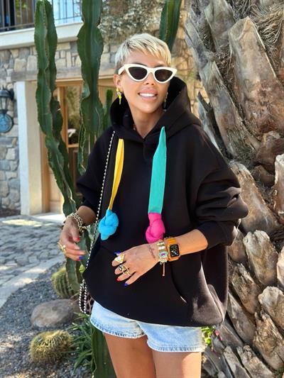 SİYAH S.STUDIO RENKLİ İPLİ HOODIE