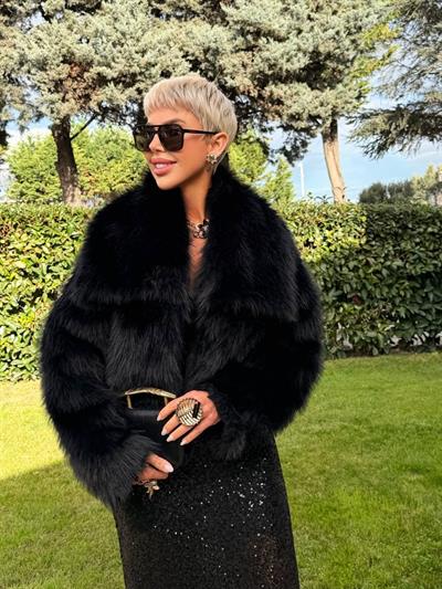 SİYAH YAKALI KISA KÜRK