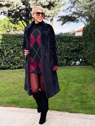 BLACK SOFT-TEXTURED MIDI COAT