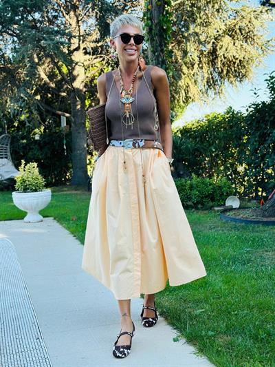 SOMON ÖNDEN DÜĞMELİ CEPLİ KLOŞ ETEK