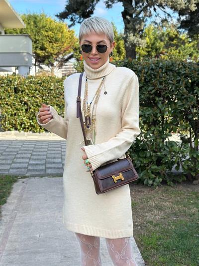 TAŞ RENK BALIKÇI YAKA TRİKO ELBİSE