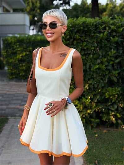 Turuncu Biye Detaylı Şortlu Mini Elbise 