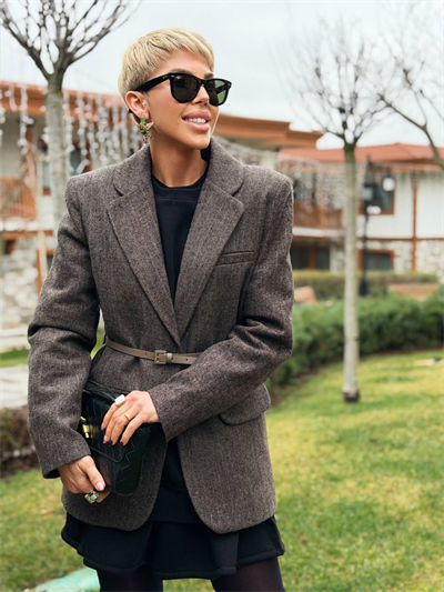 VİZON RENK ÇİZGİ DETAY KEMERLİ BLAZER CEKET