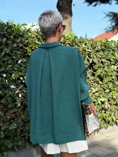 ZÜMRÜT OMZU DÜŞÜK OVERSIZE GÖMLEK 