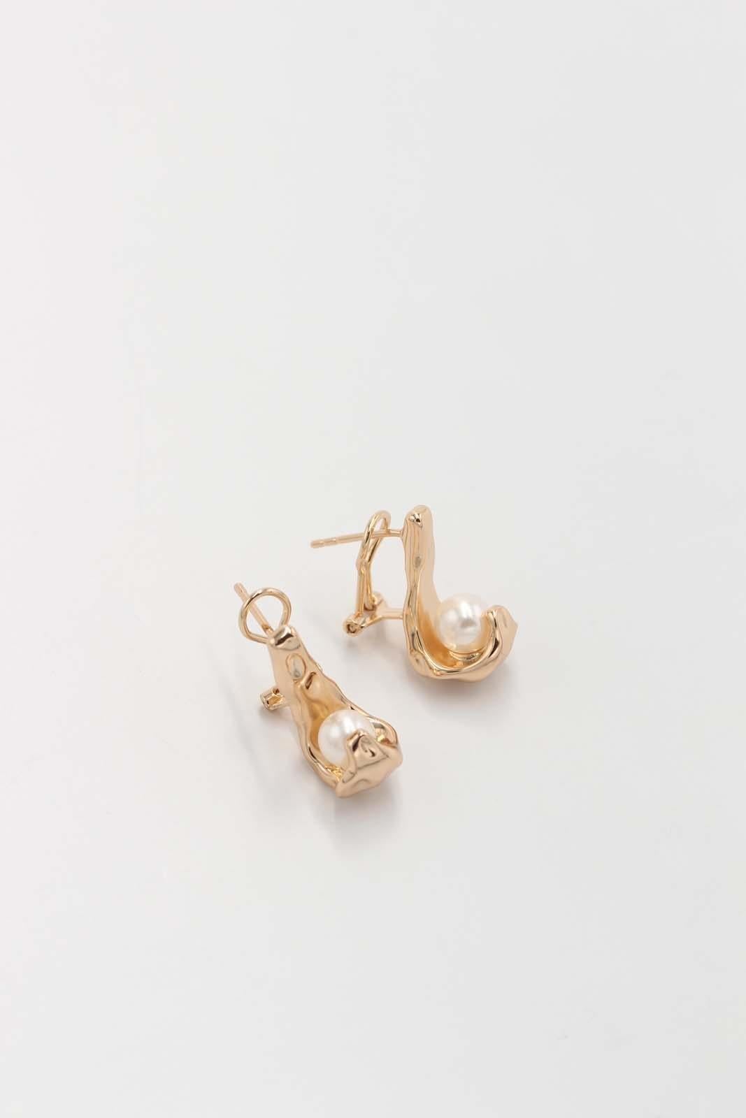İnci Detaylı Gold Küpe