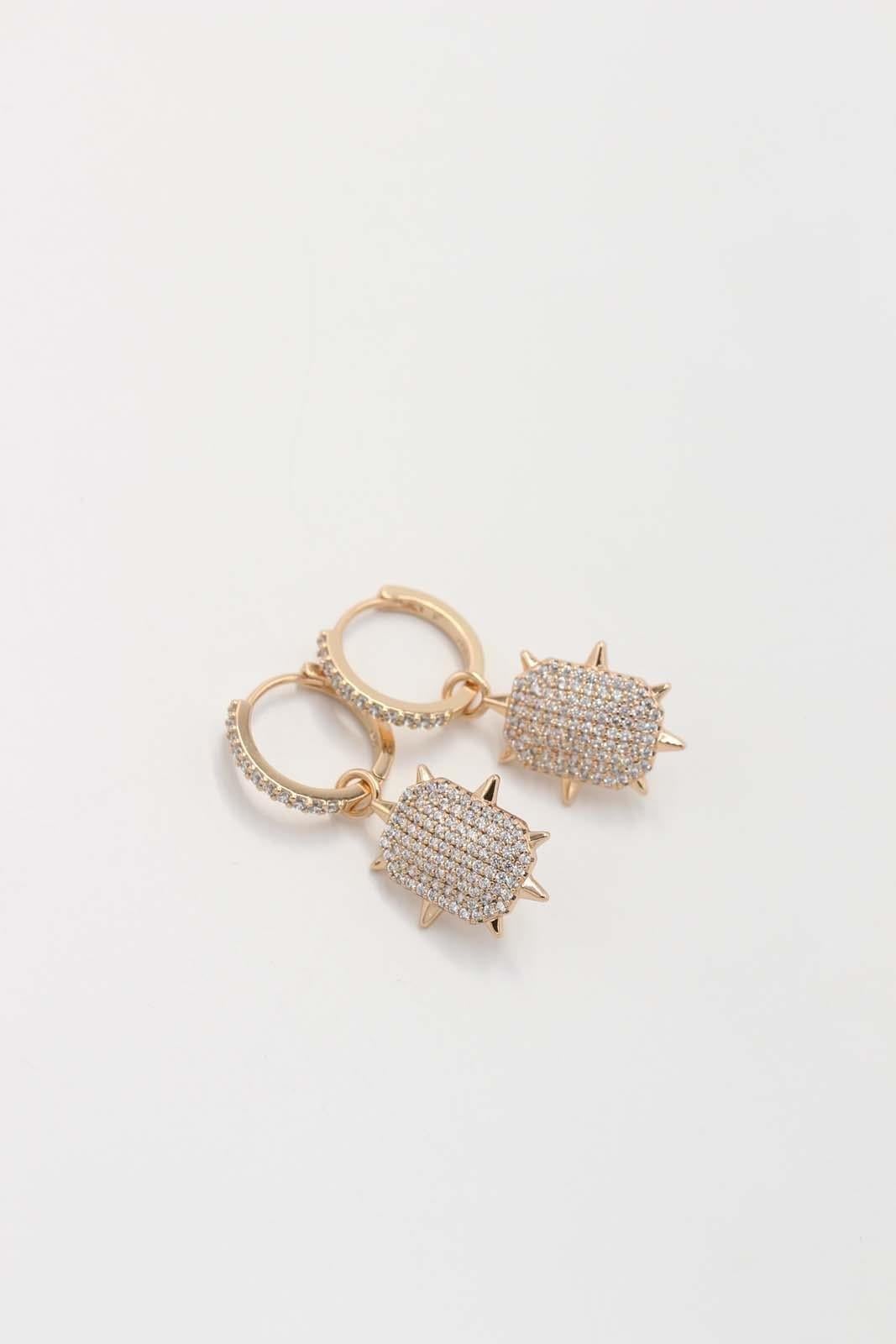Taşlı Gold Küpe