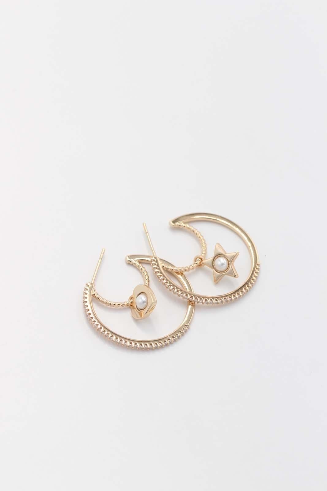 İnci Detaylı Gold Küpe