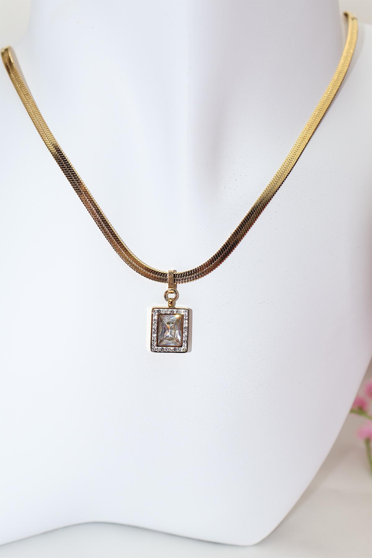 İtalyan Taşlı Gold Baget Taşlı Kolye
