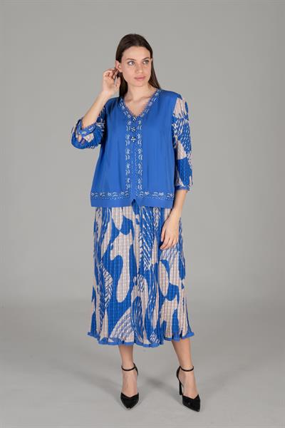 V Yaka Dantelli Elbise