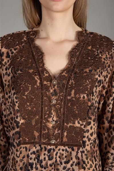 V Neck Dantelli Dress