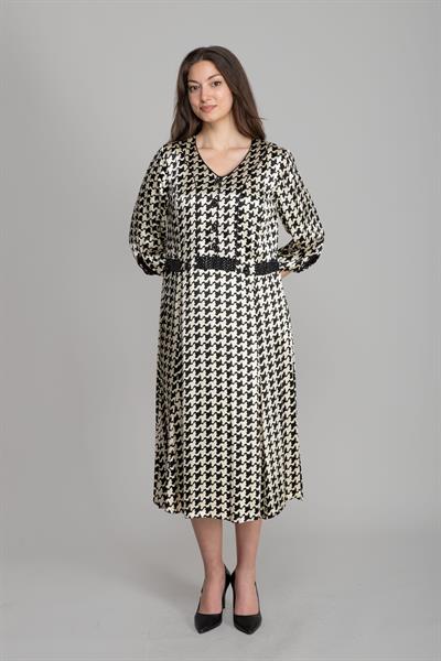 V Yaka Floş Saten Godeli