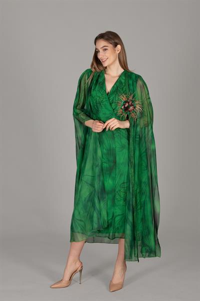 V Neck Caped Sergi Penang Dress